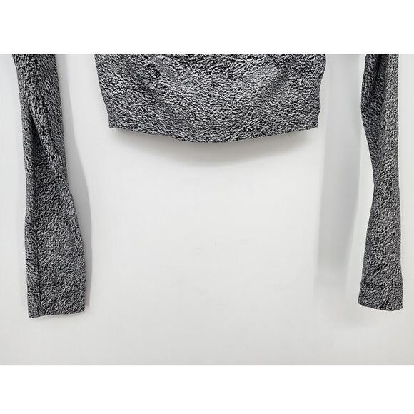 Lululemon The Lab Scoop Neck Long Sleeve Crop Top Black White Est Large - Picture 4 of 5